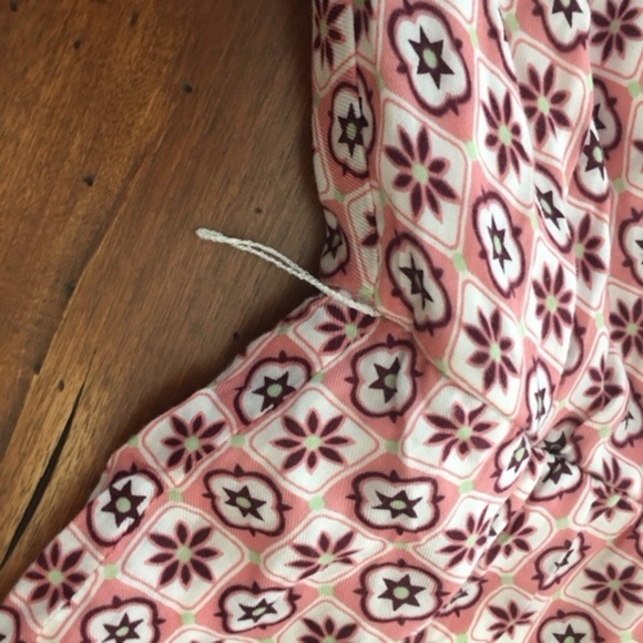 Modbe Retro Print Sleeveless Mini Dress - Picture 5 of 7